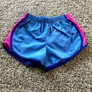 Girls Nike shorts